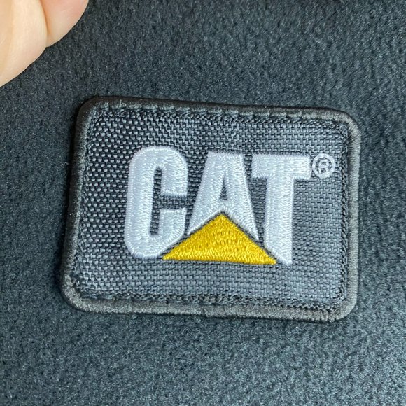 CAT Caterpillar Fleece Sweater Men 2XL Black Full Zip Embroidered Polyester - Picture 2 of 9